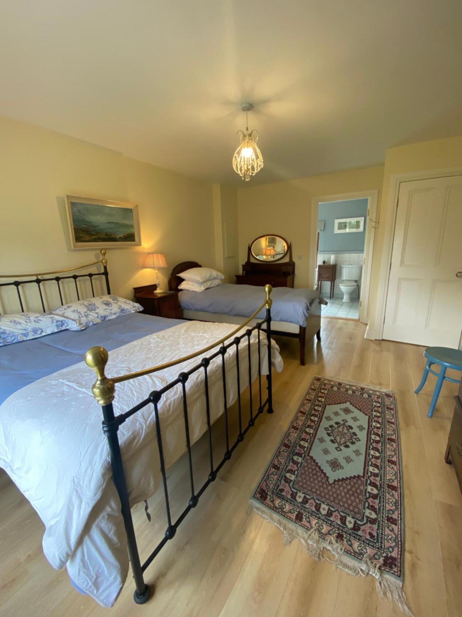 Croagh Patrick Lodge Apartment Westport Eksteriør bilde