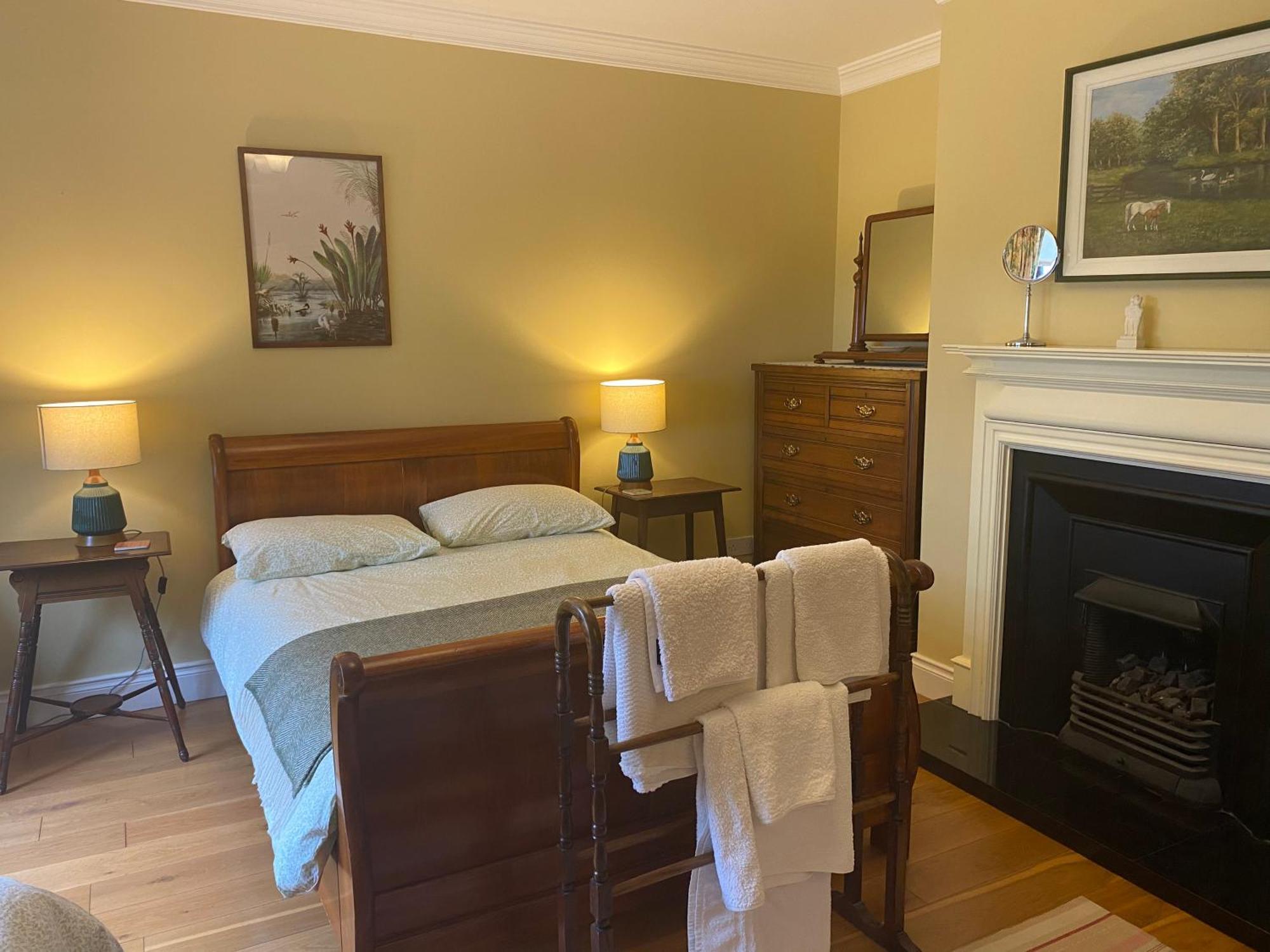 Croagh Patrick Lodge Apartment Westport Eksteriør bilde